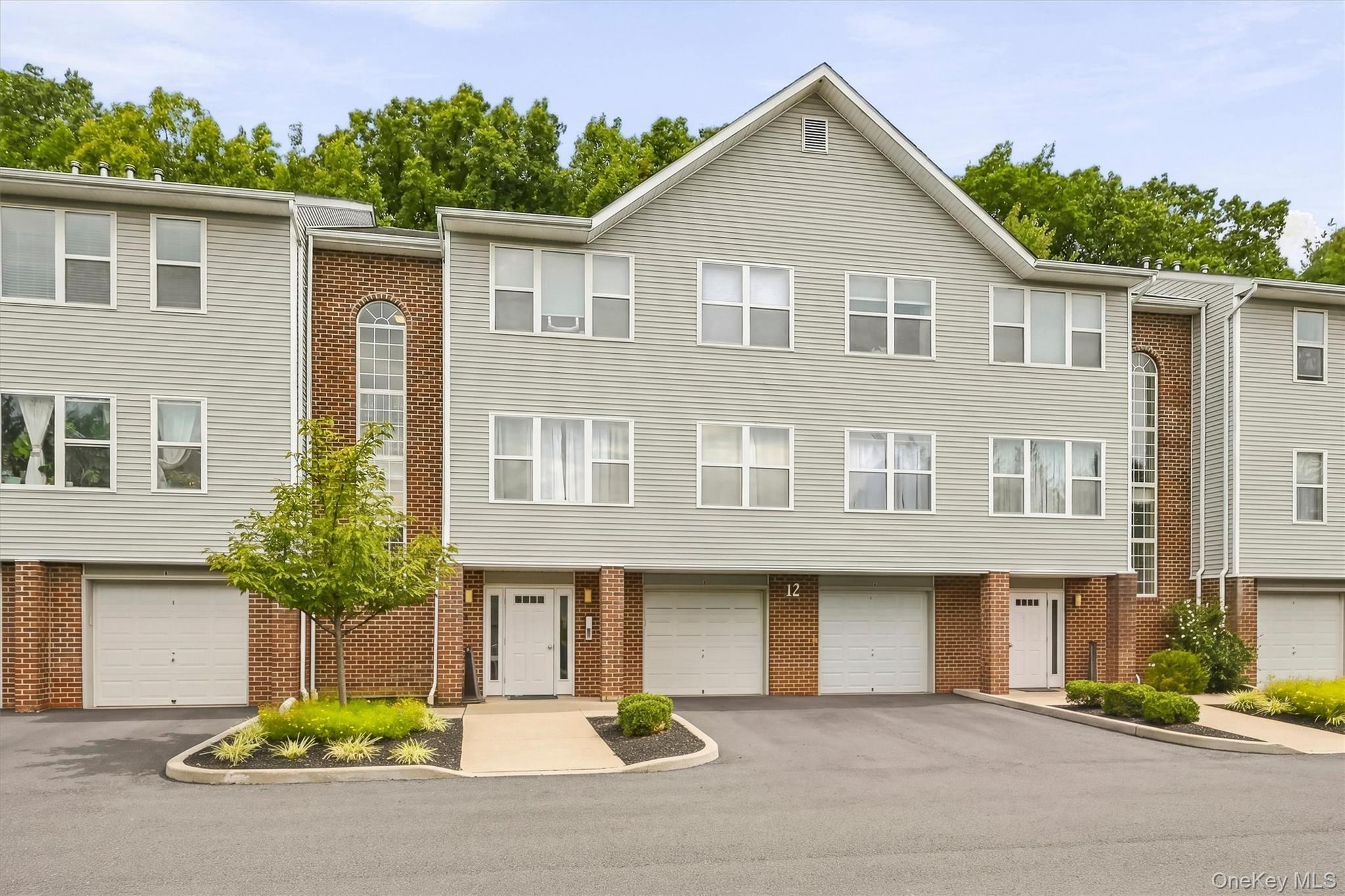 143 Deer Court Drive – For Sale photo 4