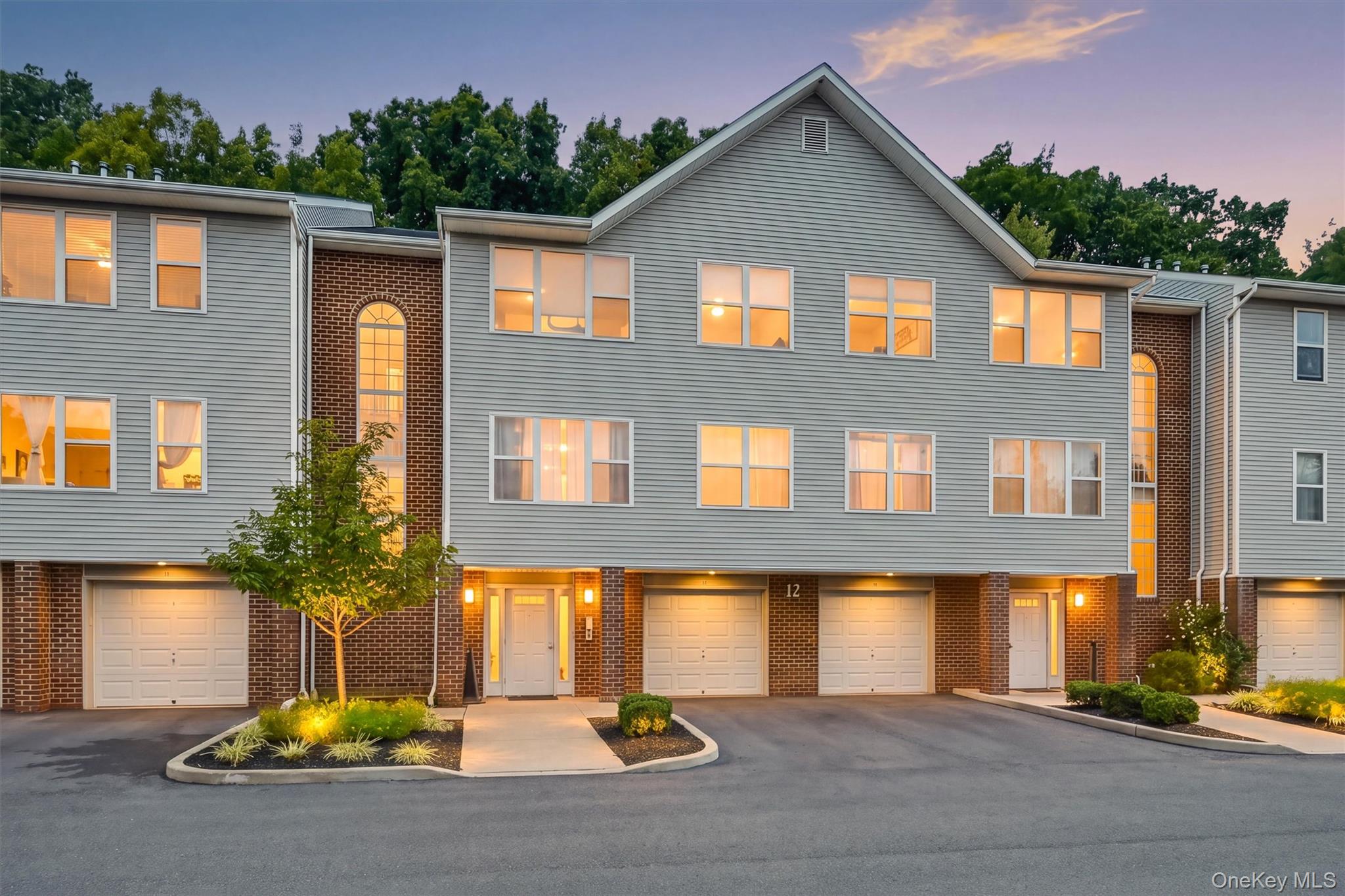 143 Deer Court Drive – For Sale
