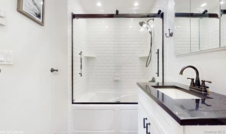 D132 Edgewater, Unit D photo 8