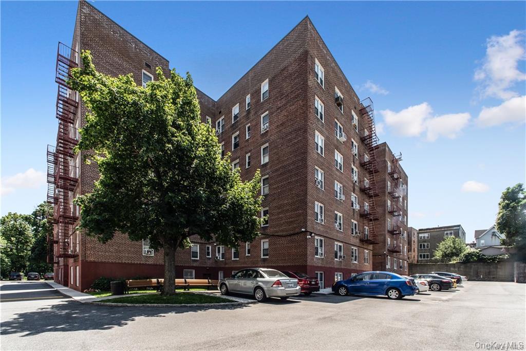 485 Bronx River Road, Unit B64 photo 11