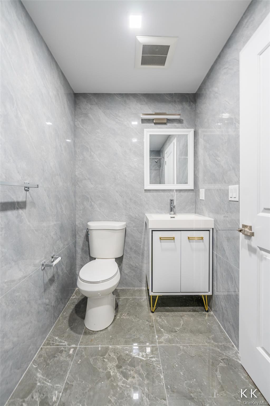 941 57th Street, Unit 1A photo 4