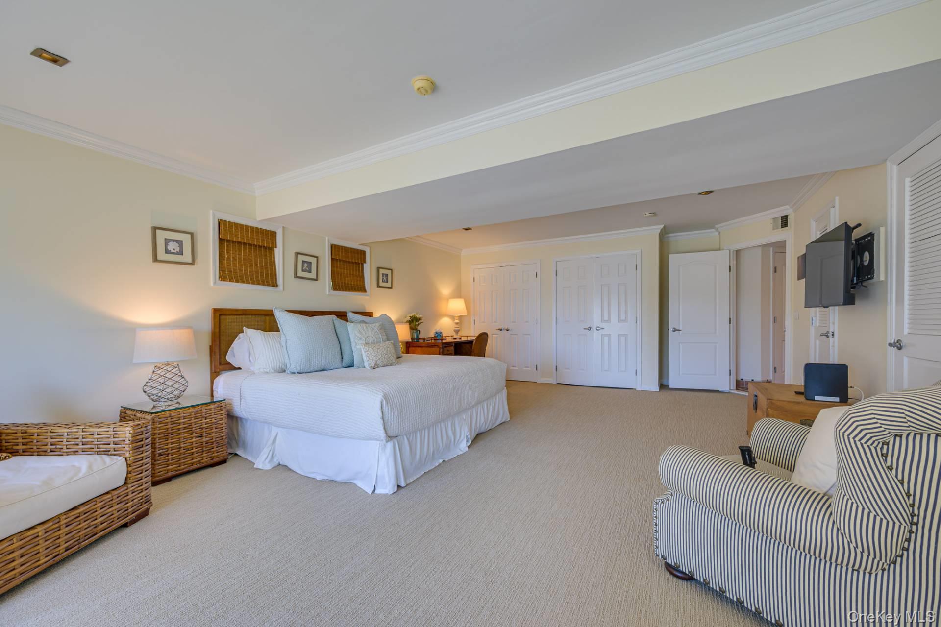 6 Peconic Road – For Rent photo 15