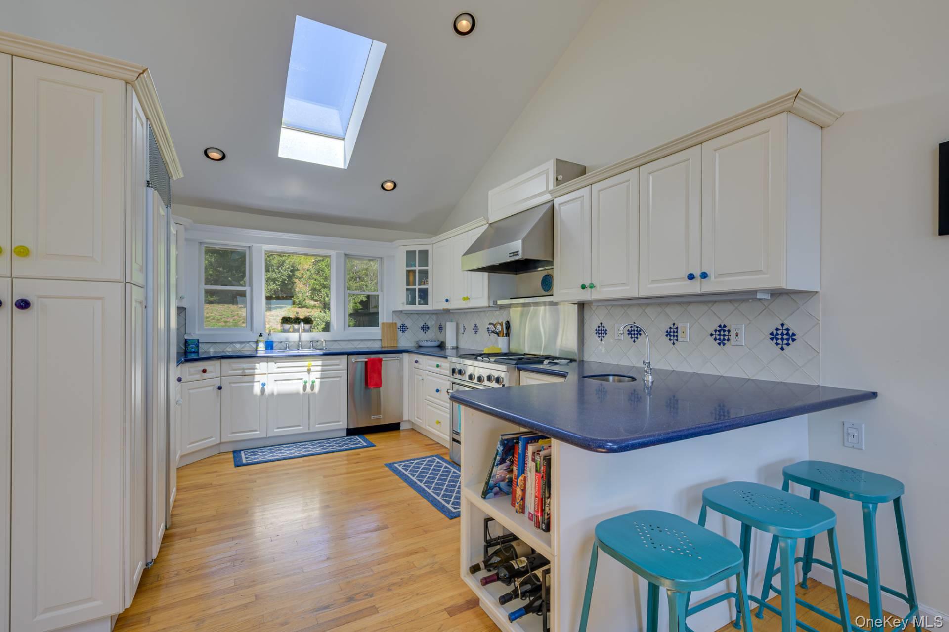 6 Peconic Road – For Rent photo 11