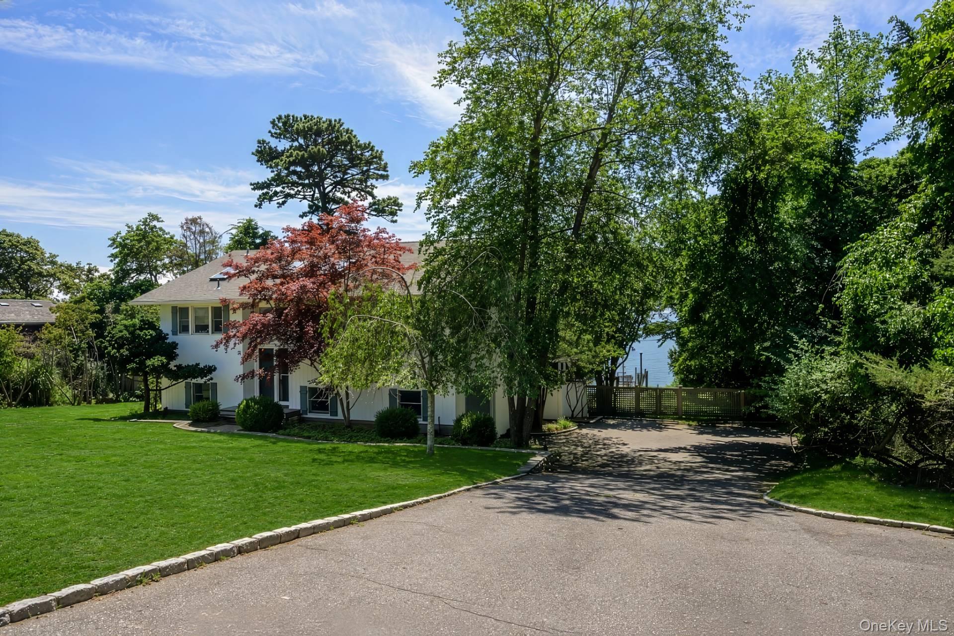 6 Peconic Road – For Rent photo 2