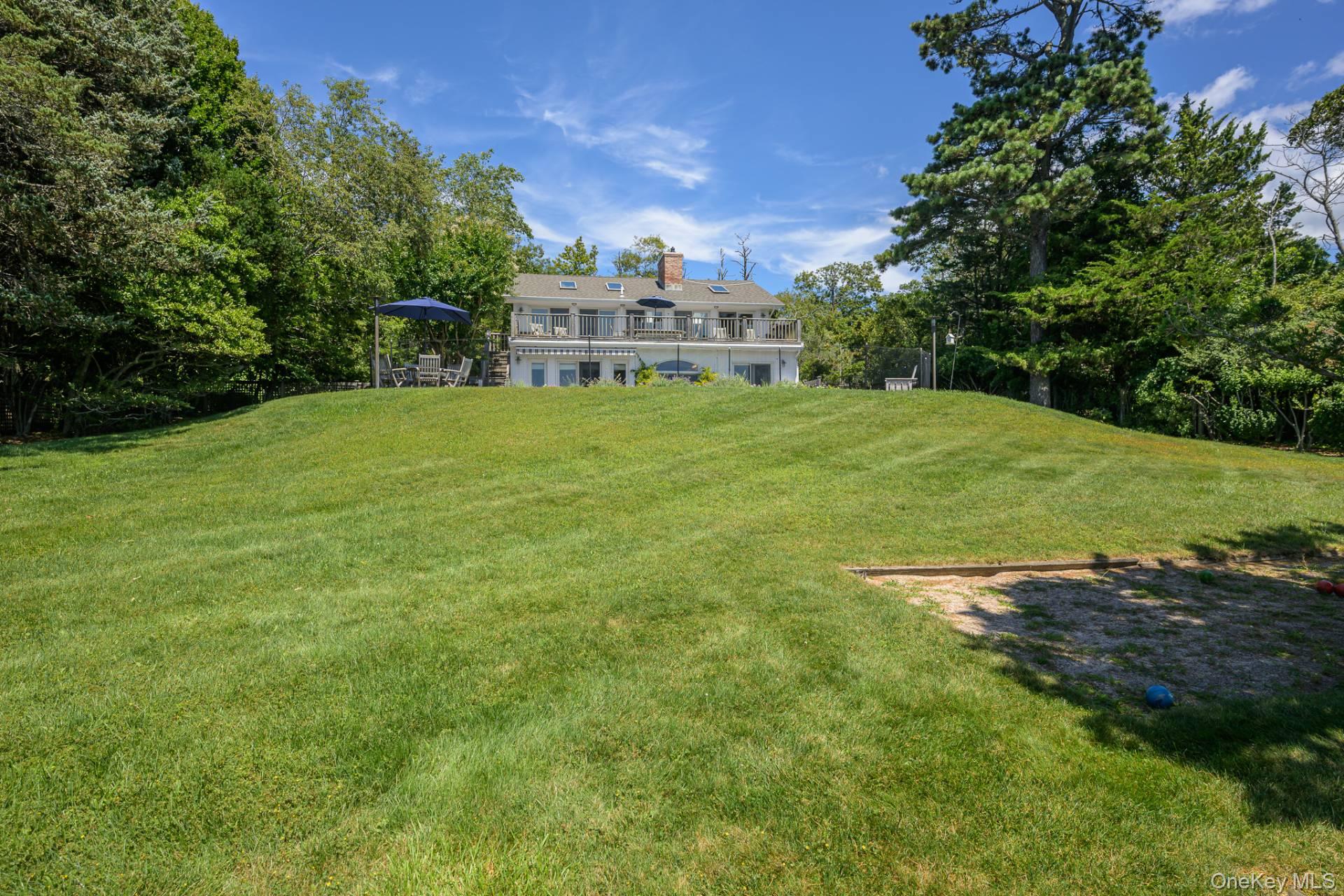 6 Peconic Road – For Rent photo 21