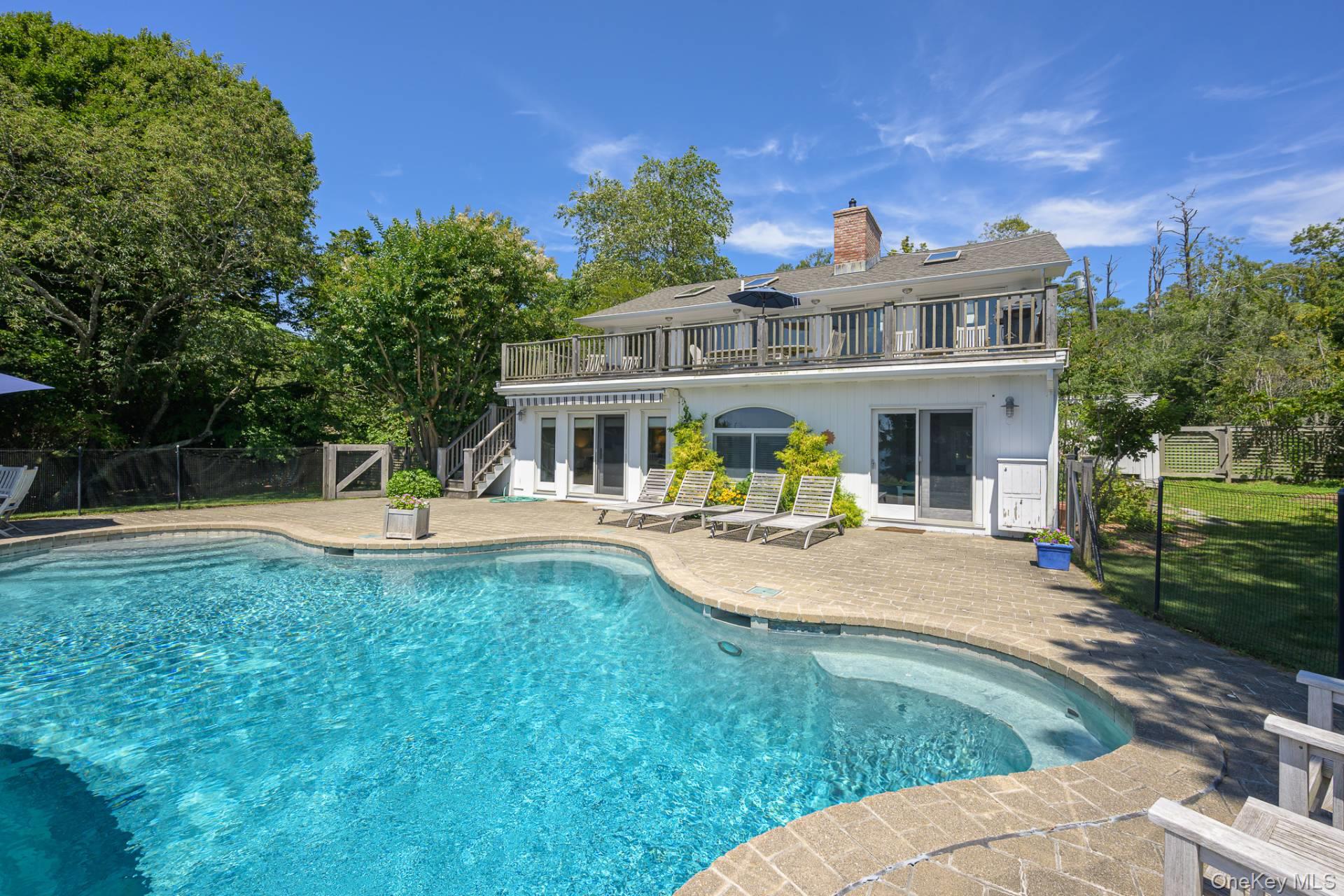 6 Peconic Road – For Rent photo 5
