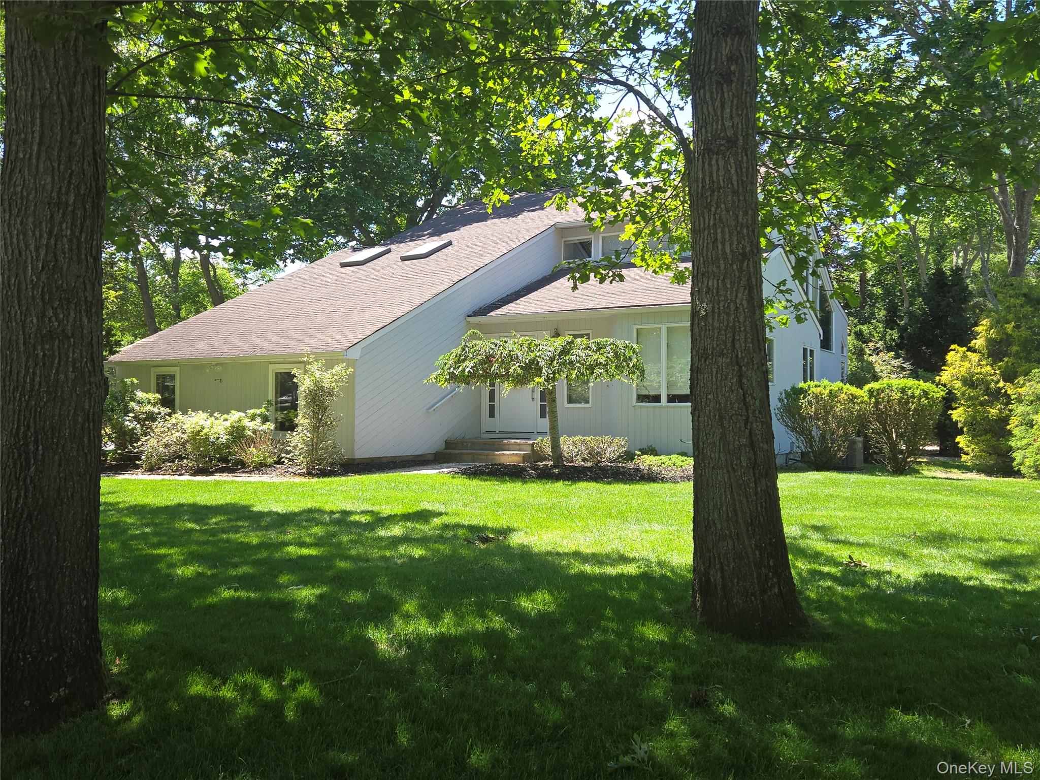 1 Canal Way – For Rent photo 2