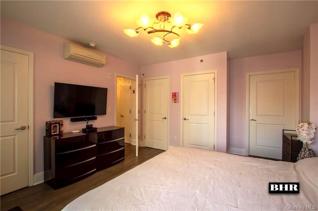 3435 Guider Avenue, Unit 5A photo 5