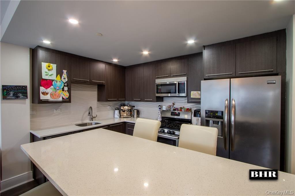 3435 Guider Avenue, Unit 5A photo 2