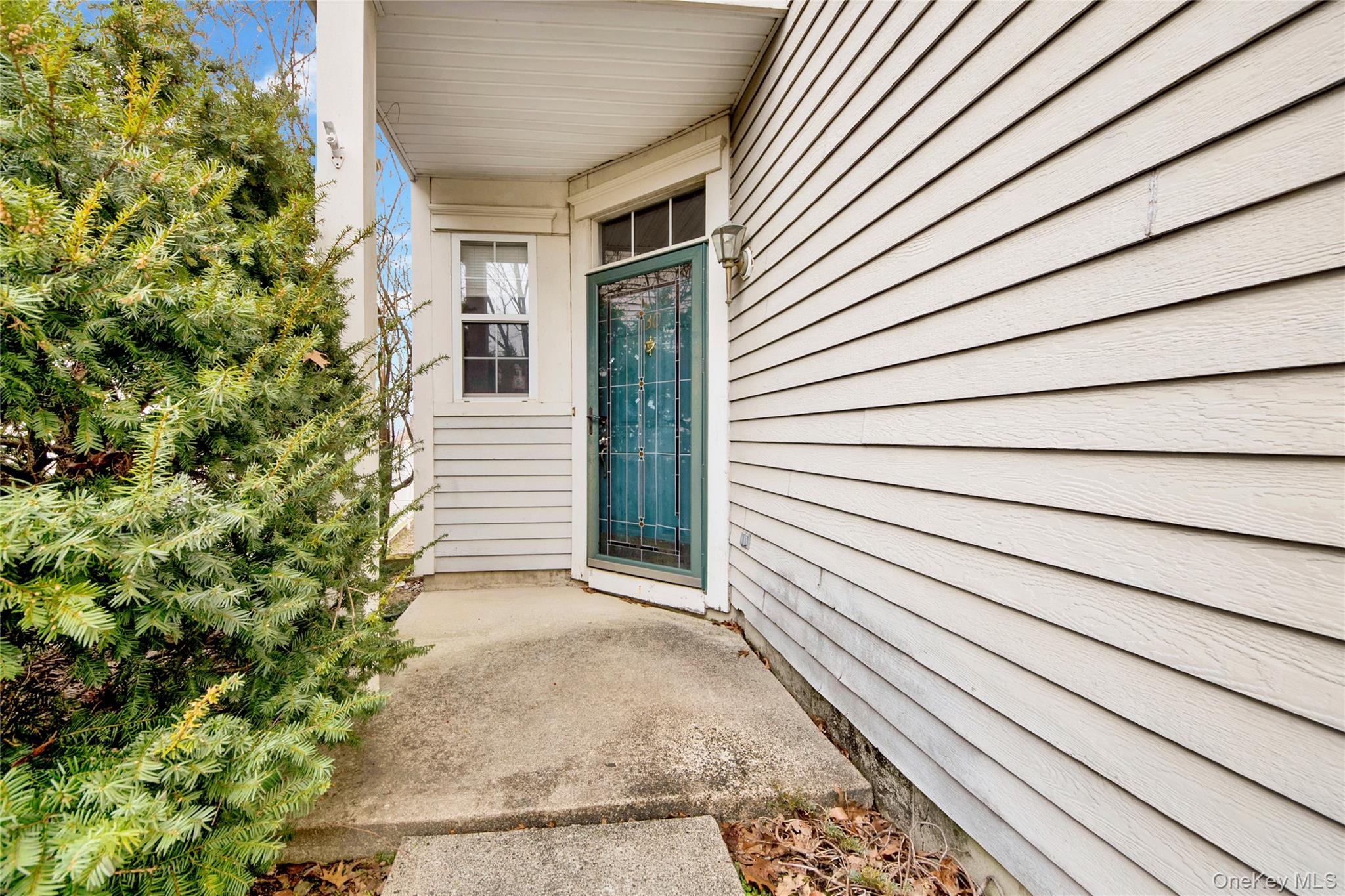 130 Benefield Boulevard – For Sale photo 4