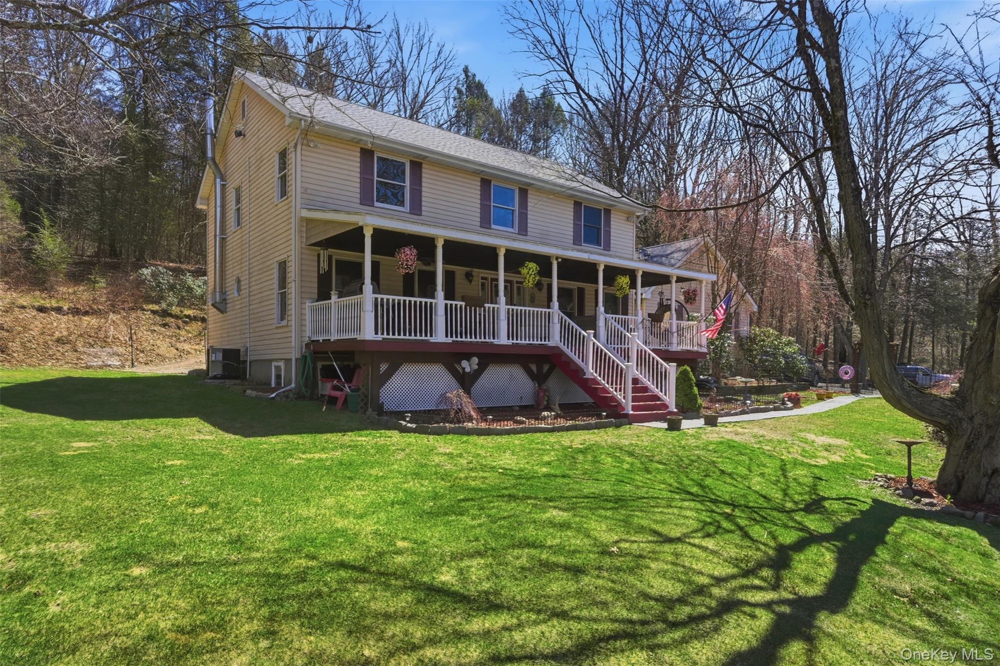 1285 Lakes Road – For Sale photo 36