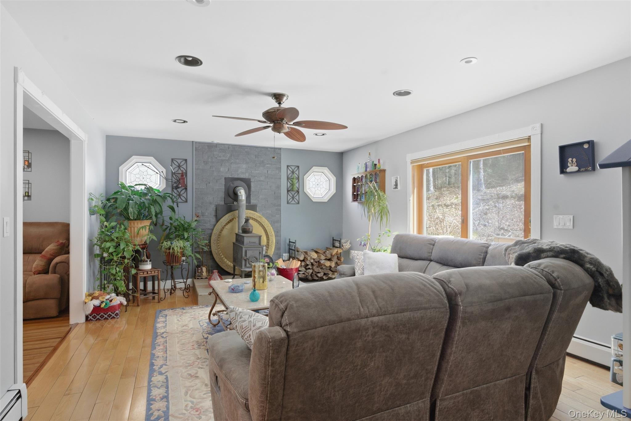 1285 Lakes Road – For Sale photo 8