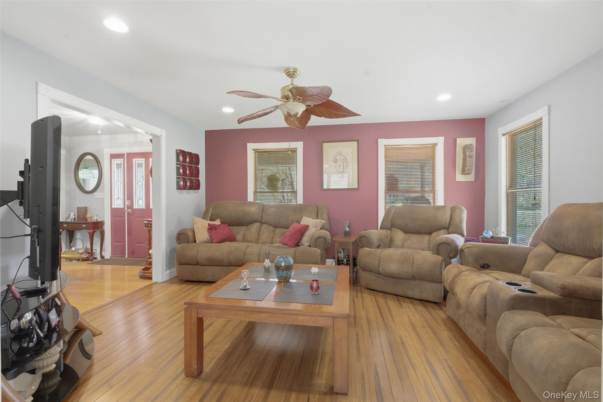1285 Lakes Road – For Sale photo 14