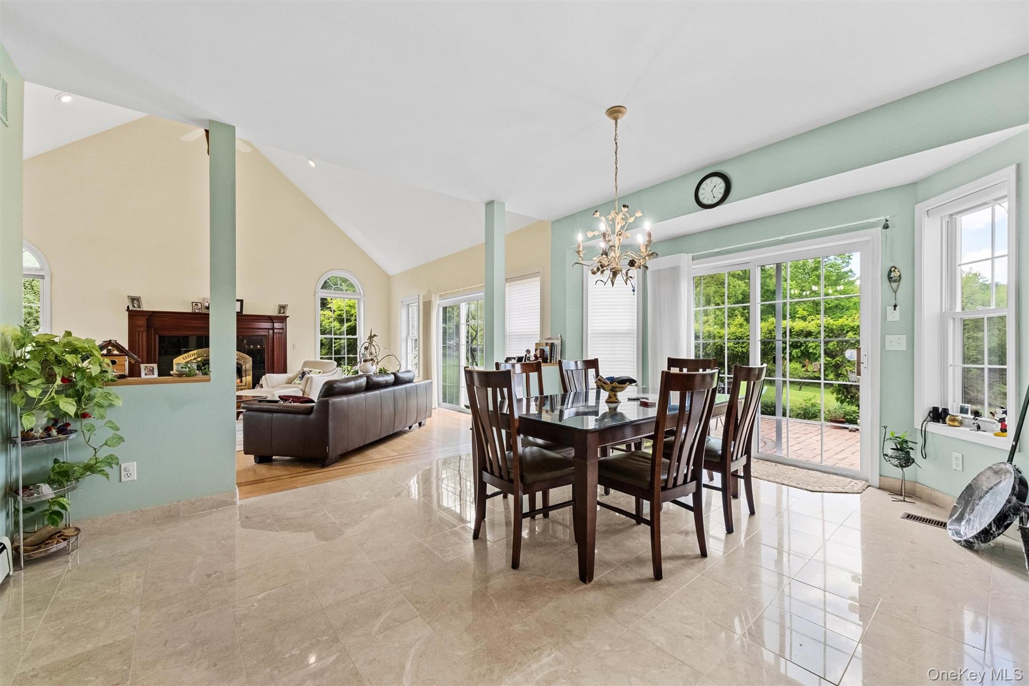 20 Goshen Road – For Rent photo 12