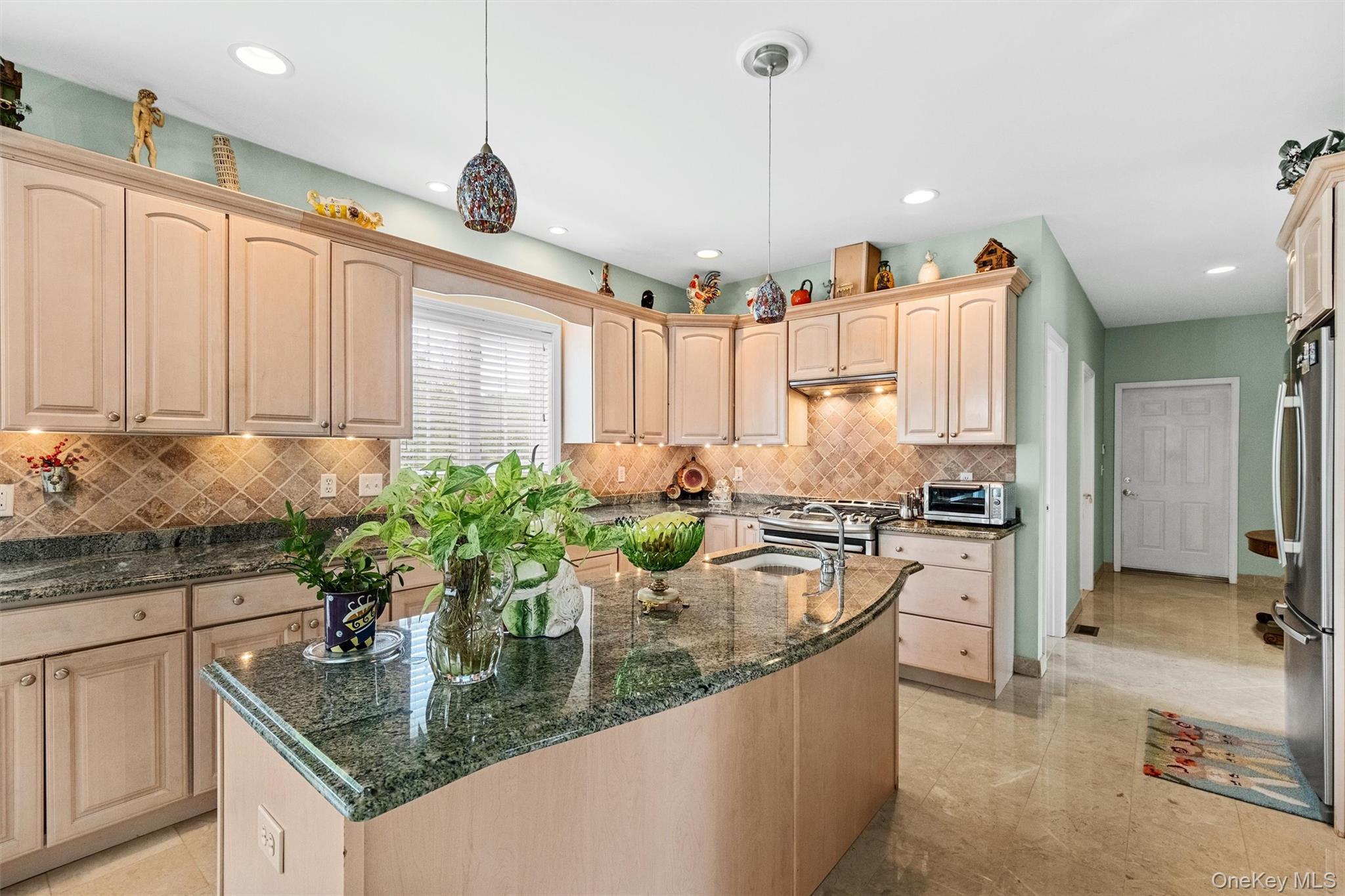 20 Goshen Road – For Rent photo 16