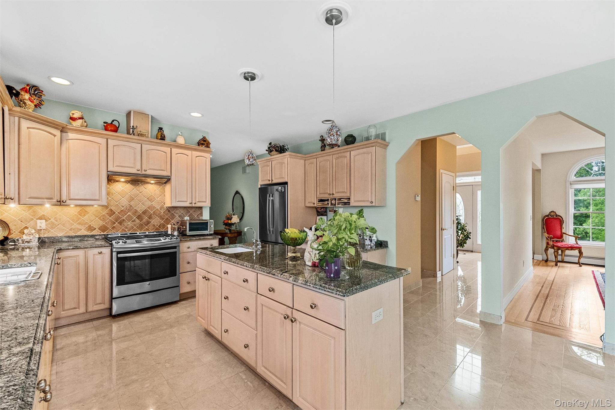20 Goshen Road – For Rent photo 17