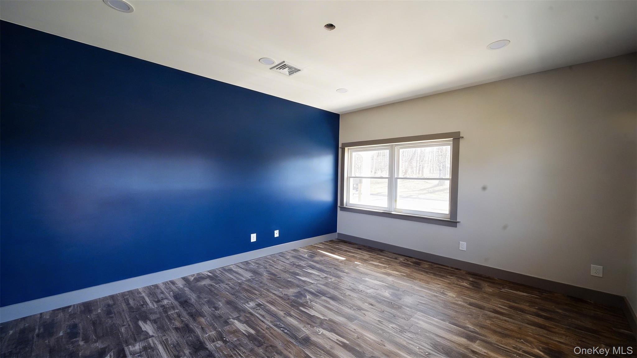 2331 State Route 17K – For Rent photo 3