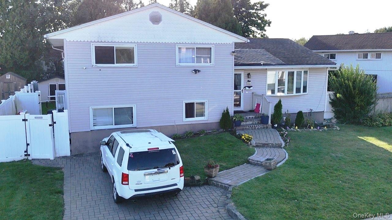 58 Narcissus Avenue – For Sale photo 2