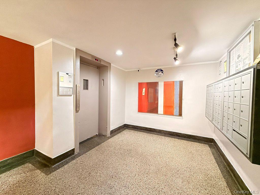 105-37 65th Avenue, Unit 6E photo 4