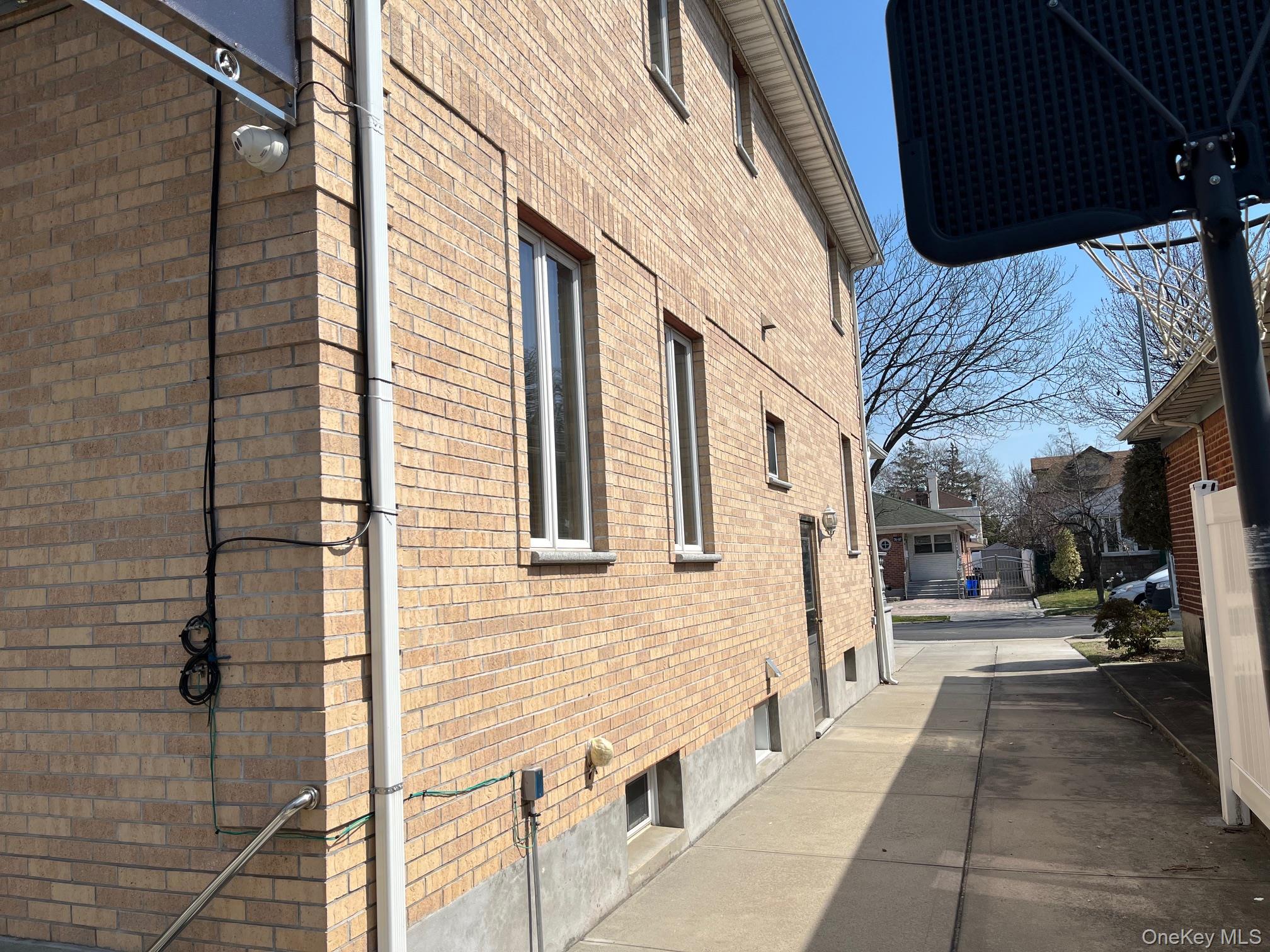 70-10 172nd Street – For Sale photo 22