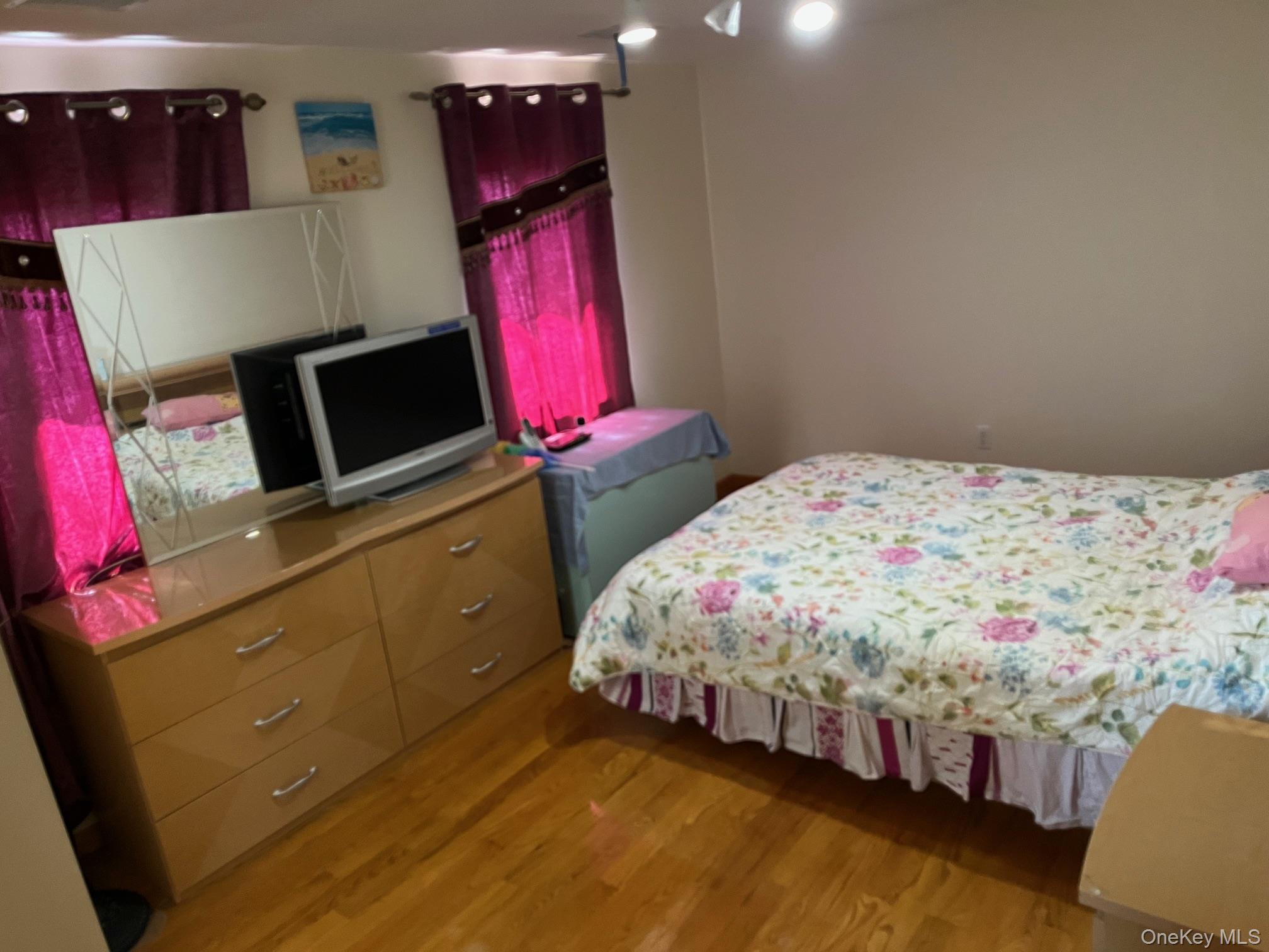 70-10 172nd Street – For Sale photo 12