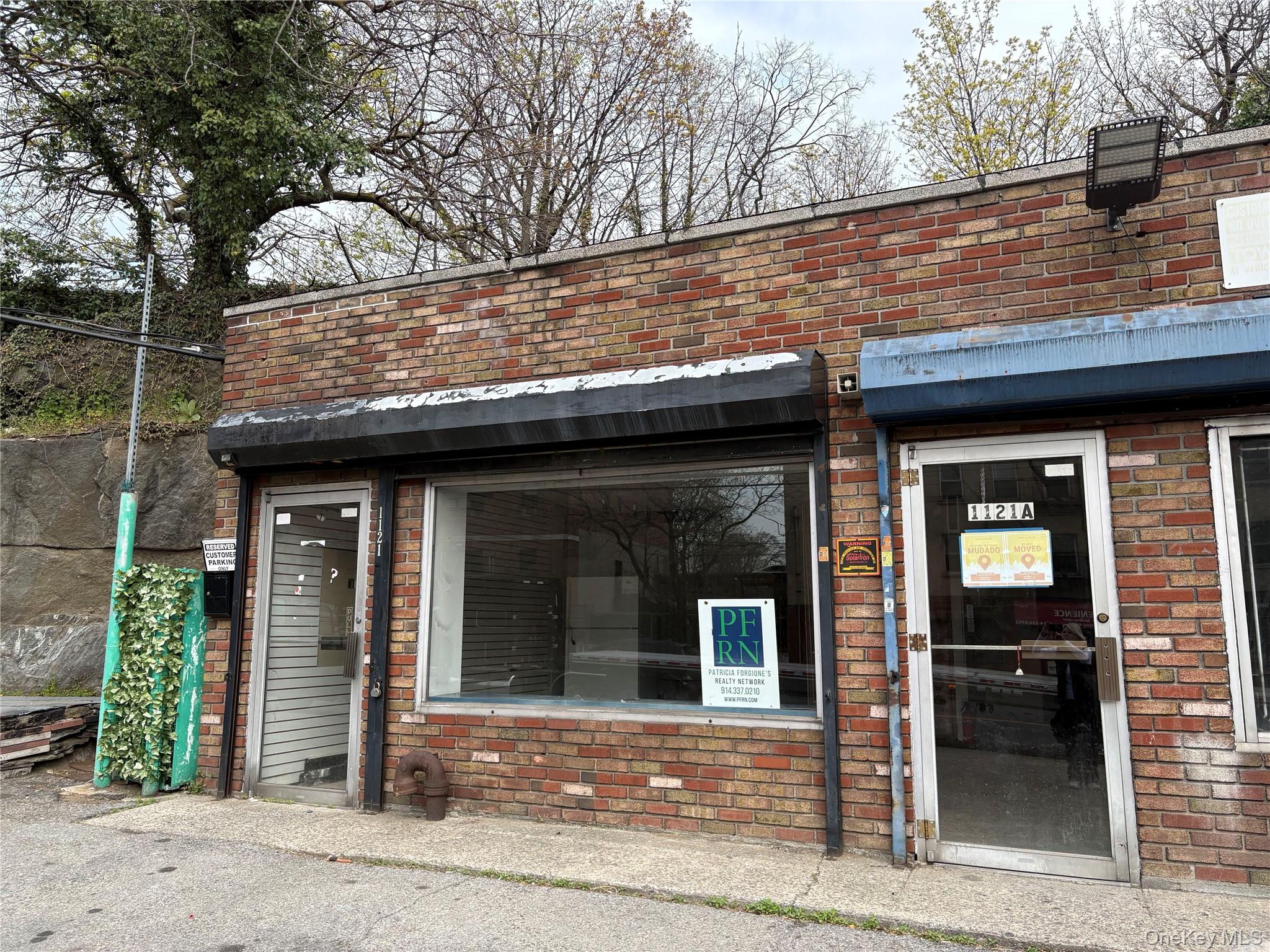 1121 Yonkers Ave Yonkers Avenue – For Sale photo 2