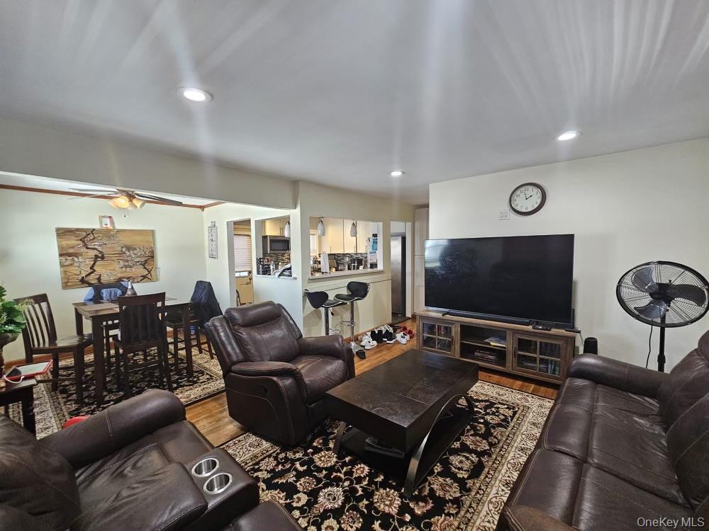 119-28 193rd Street – For Sale photo 2