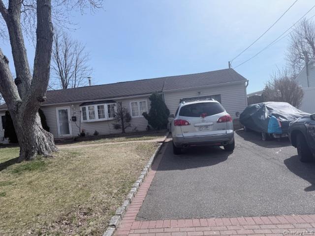 30 Tamarack Street – For Sale photo 3