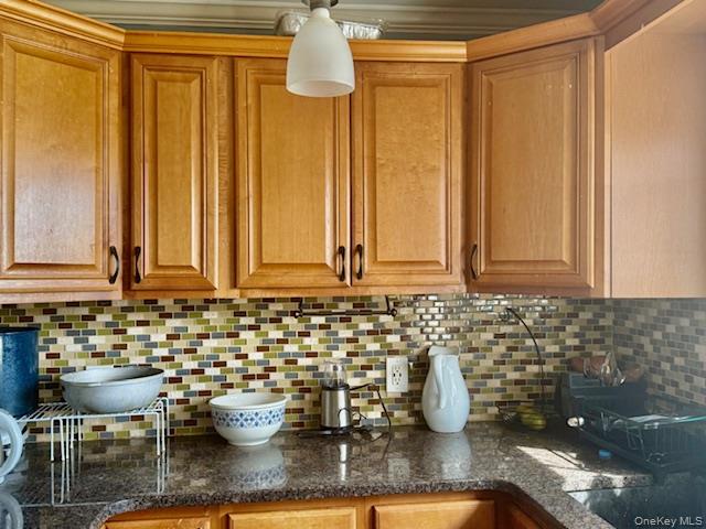 30 Tamarack Street – For Sale photo 5