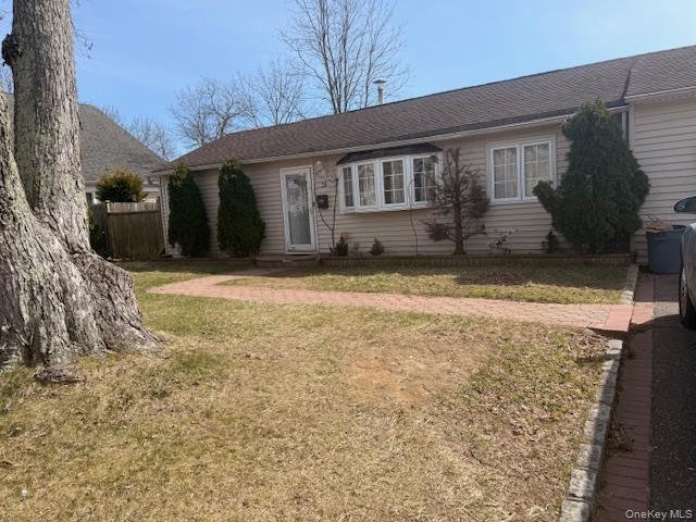 30 Tamarack Street – For Sale photo 2