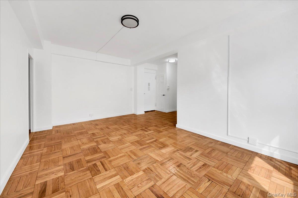 1569 Metropolitan Avenue, Unit 4g photo 9