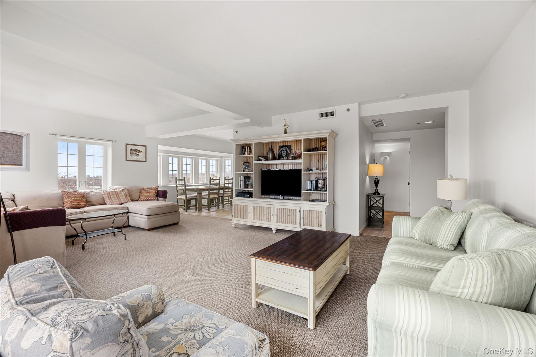 236 Edgemere Street, Unit 314 photo 4
