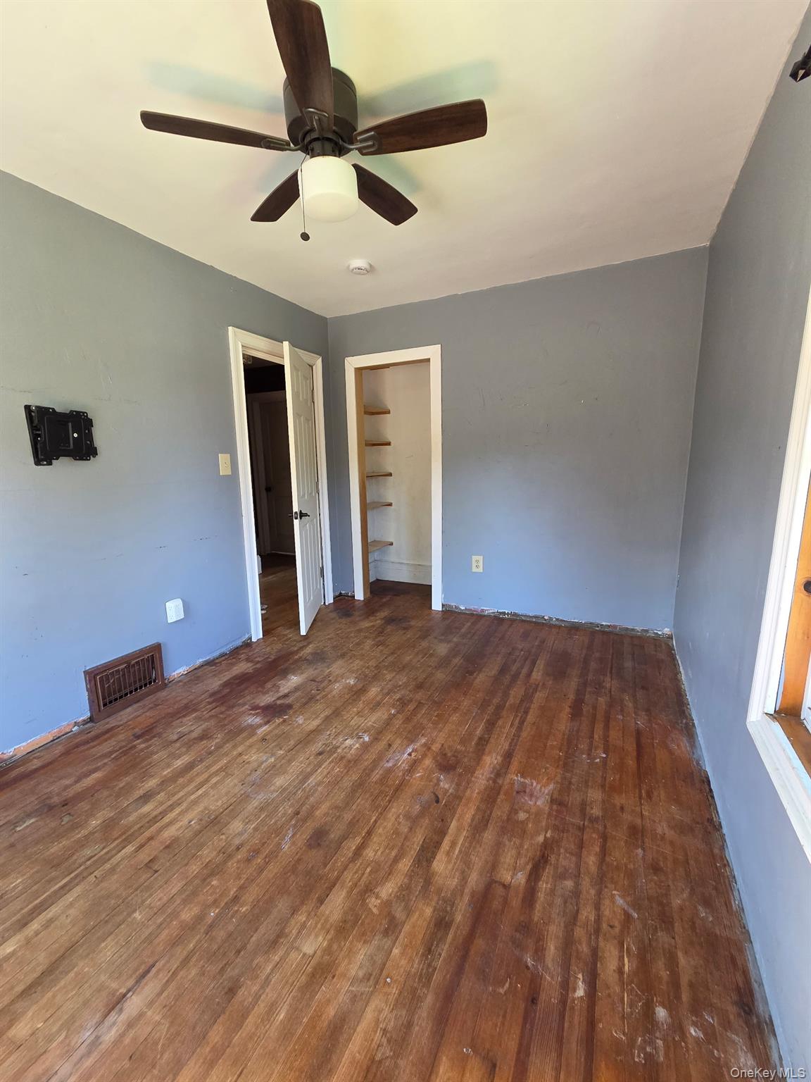 295 Lucas Avenue – For Sale photo 17