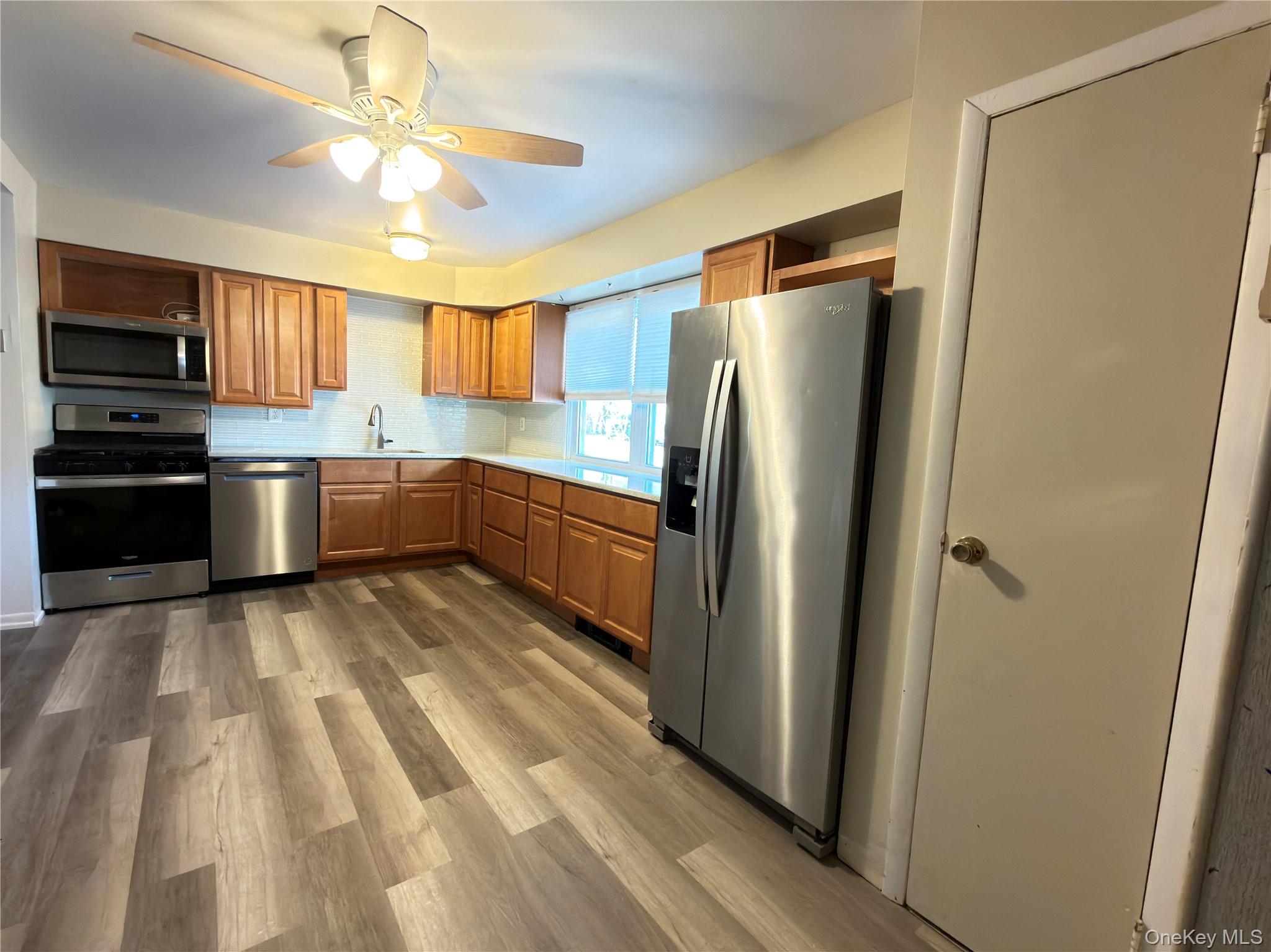 27 Peter Way – For Sale photo 6