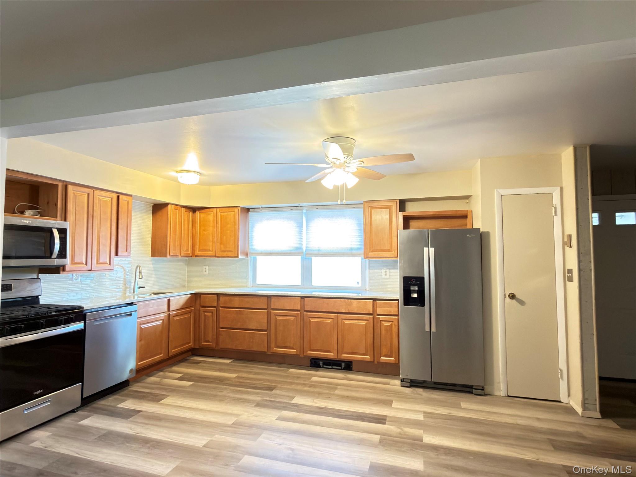 27 Peter Way – For Sale photo 5