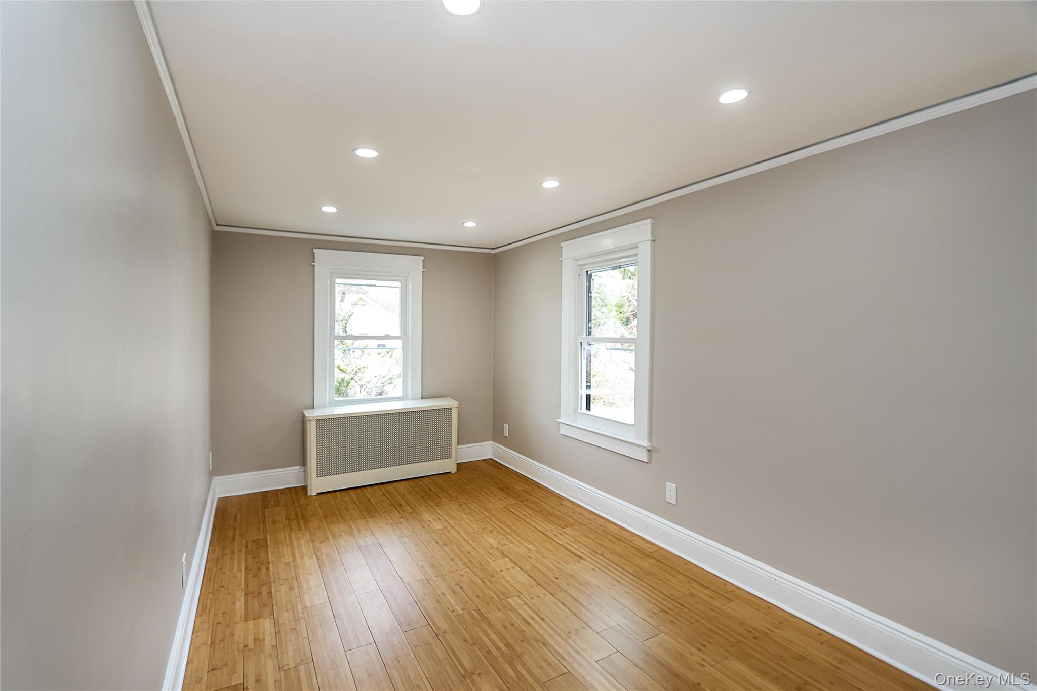24 High Street – For Rent photo 23