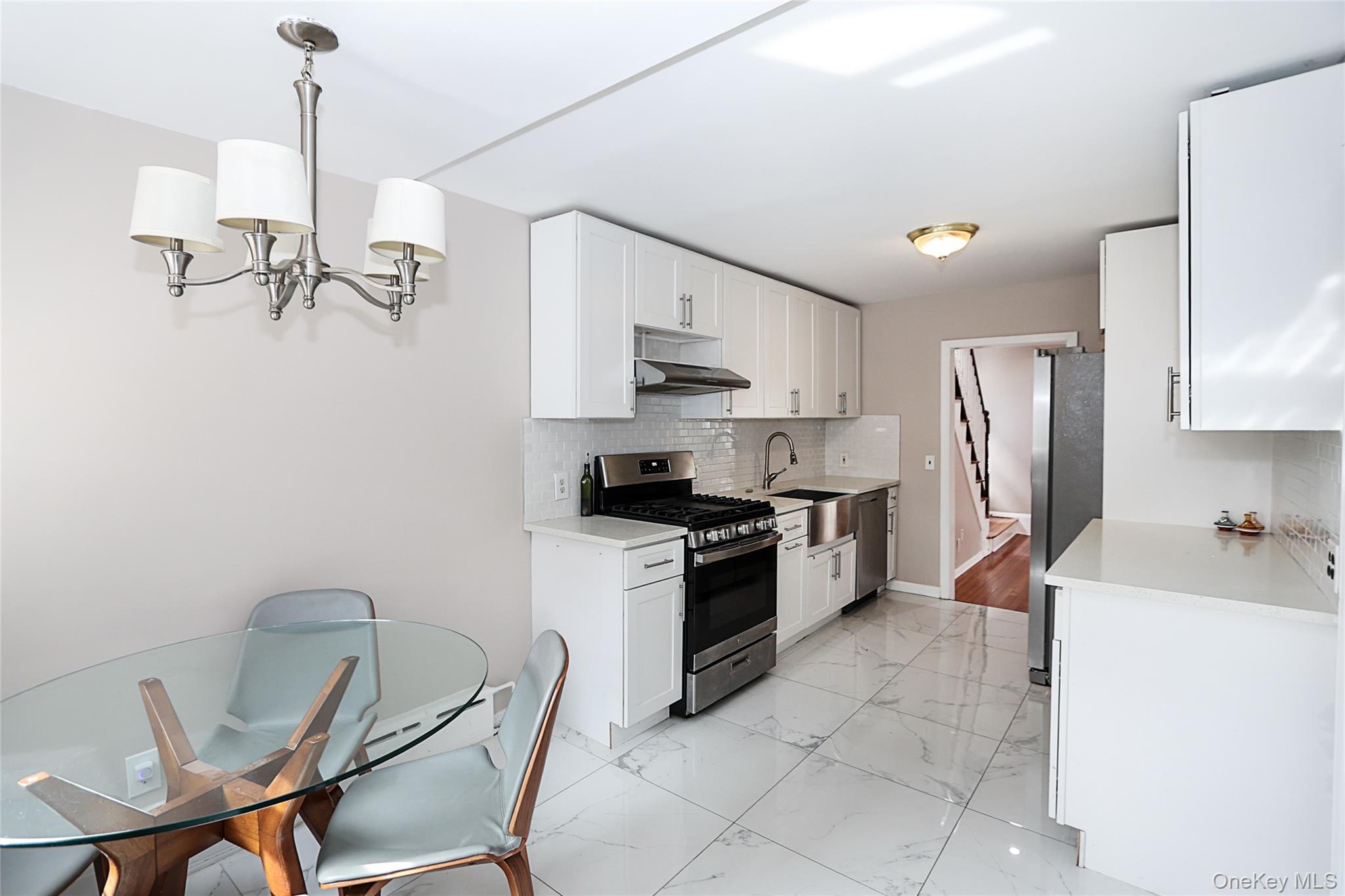 24 High Street – For Rent photo 18