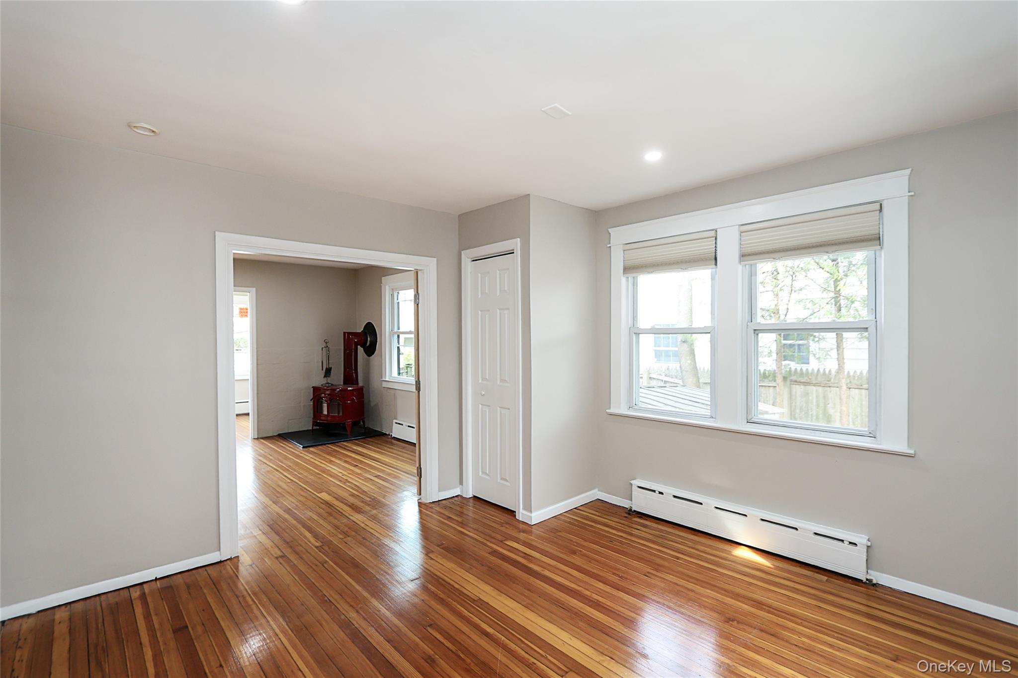 24 High Street – For Rent photo 11