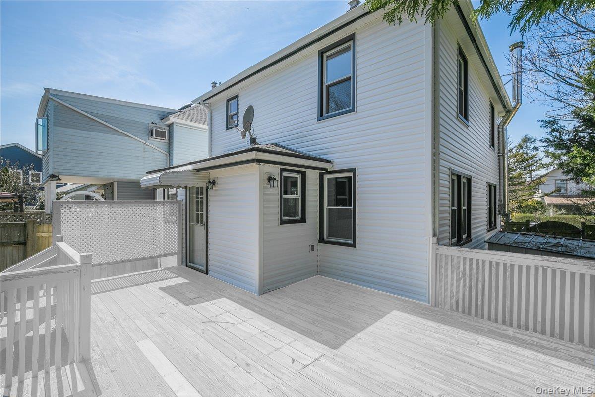 24 High Street – For Rent photo 30