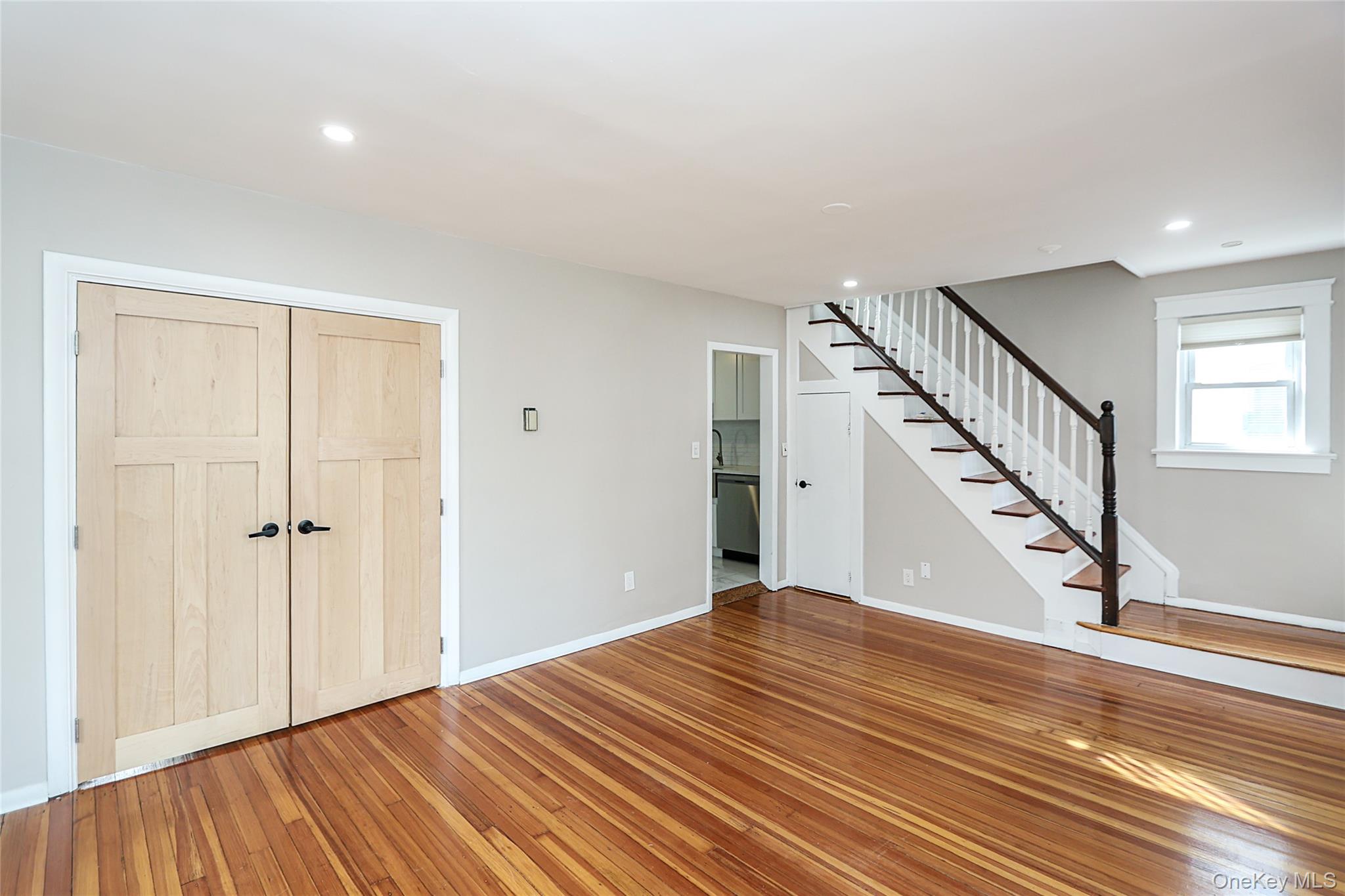 24 High Street – For Rent photo 8