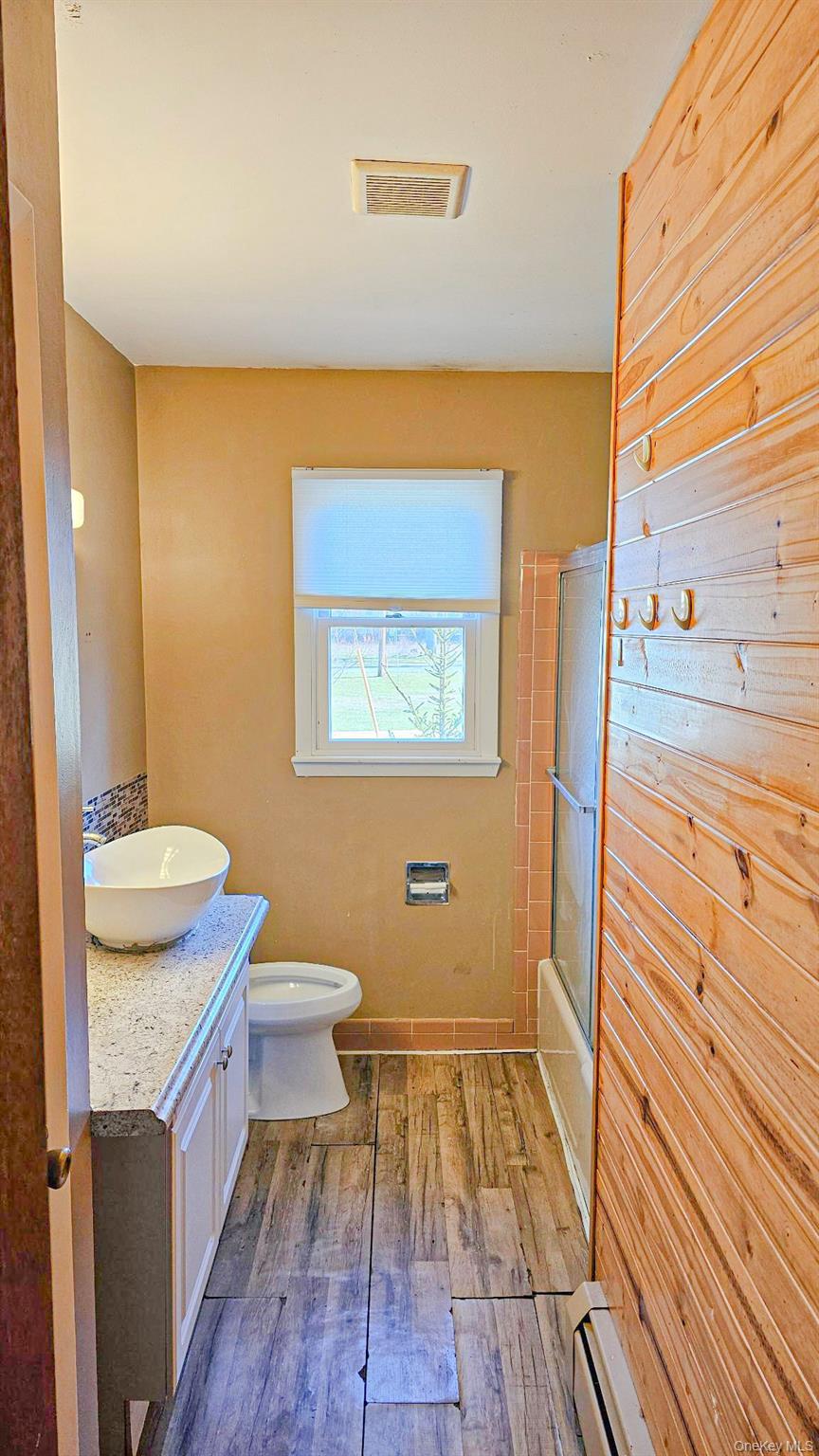 225 Monhagen Avenue – For Rent photo 5