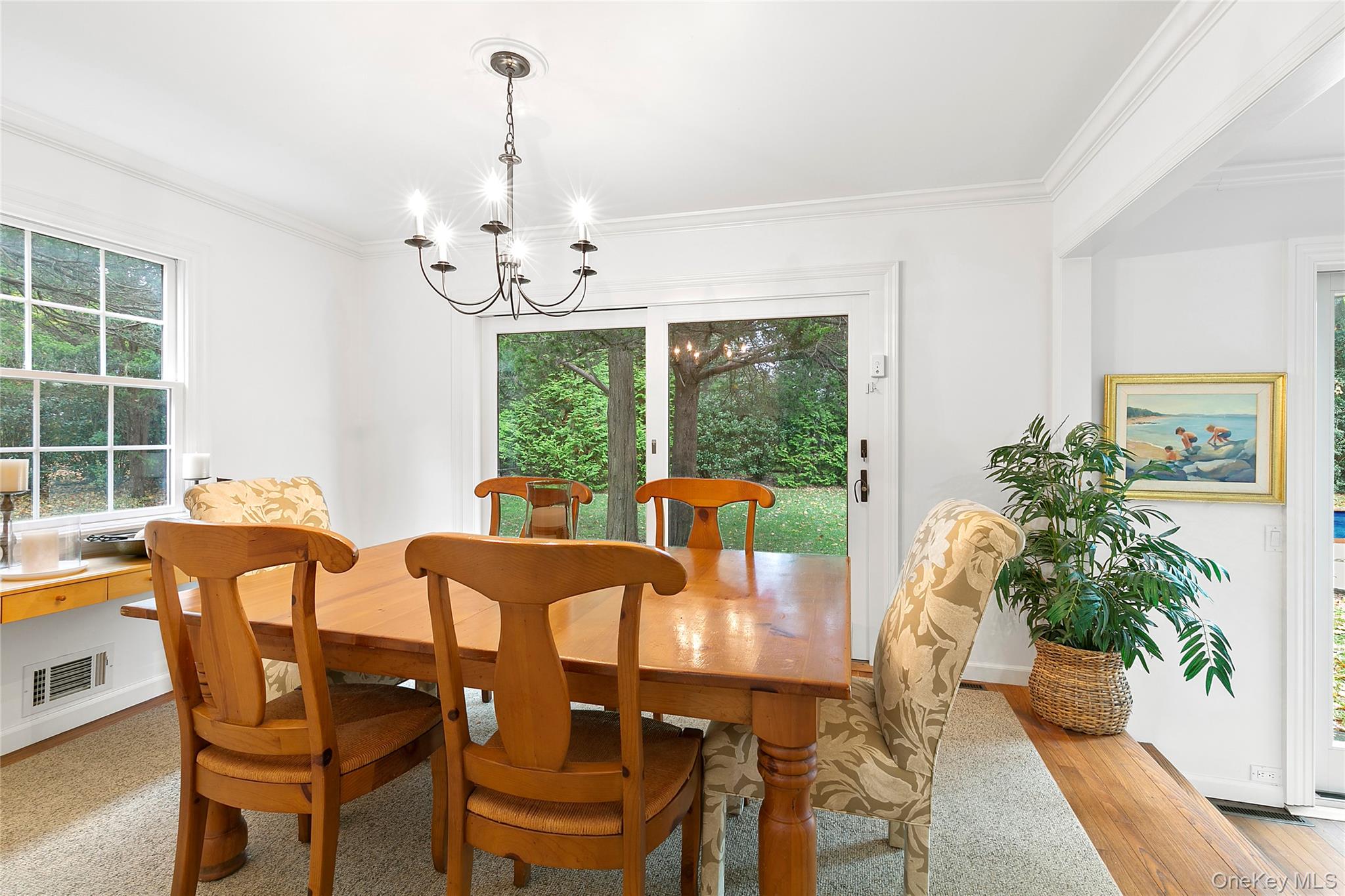 669 Hill Street – For Rent photo 6