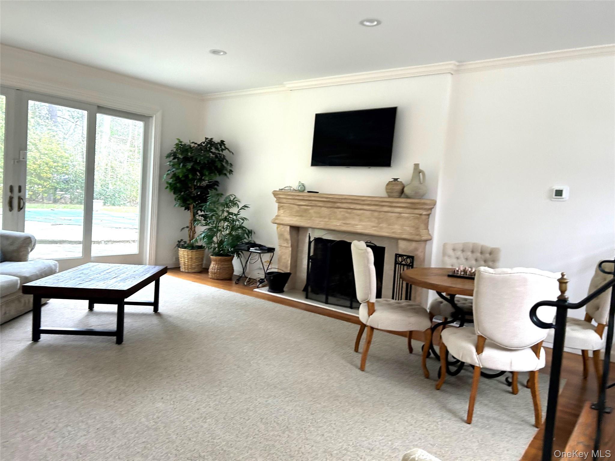 669 Hill Street – For Rent photo 9