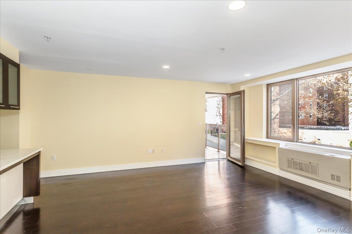 6405 Yellowstone Boulevard, Unit 207 photo 7