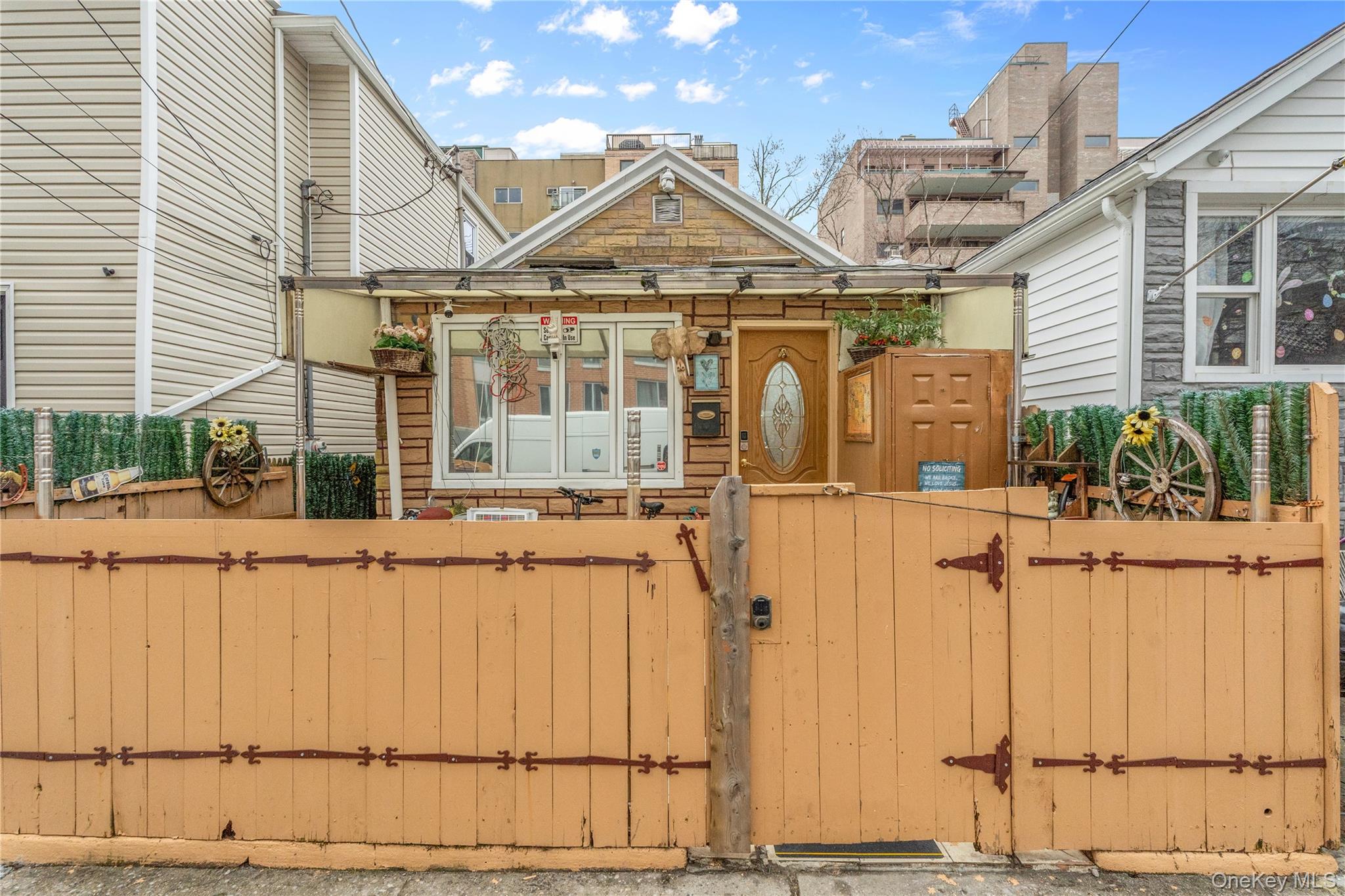 1120 Banner Avenue – For Sale photo 2