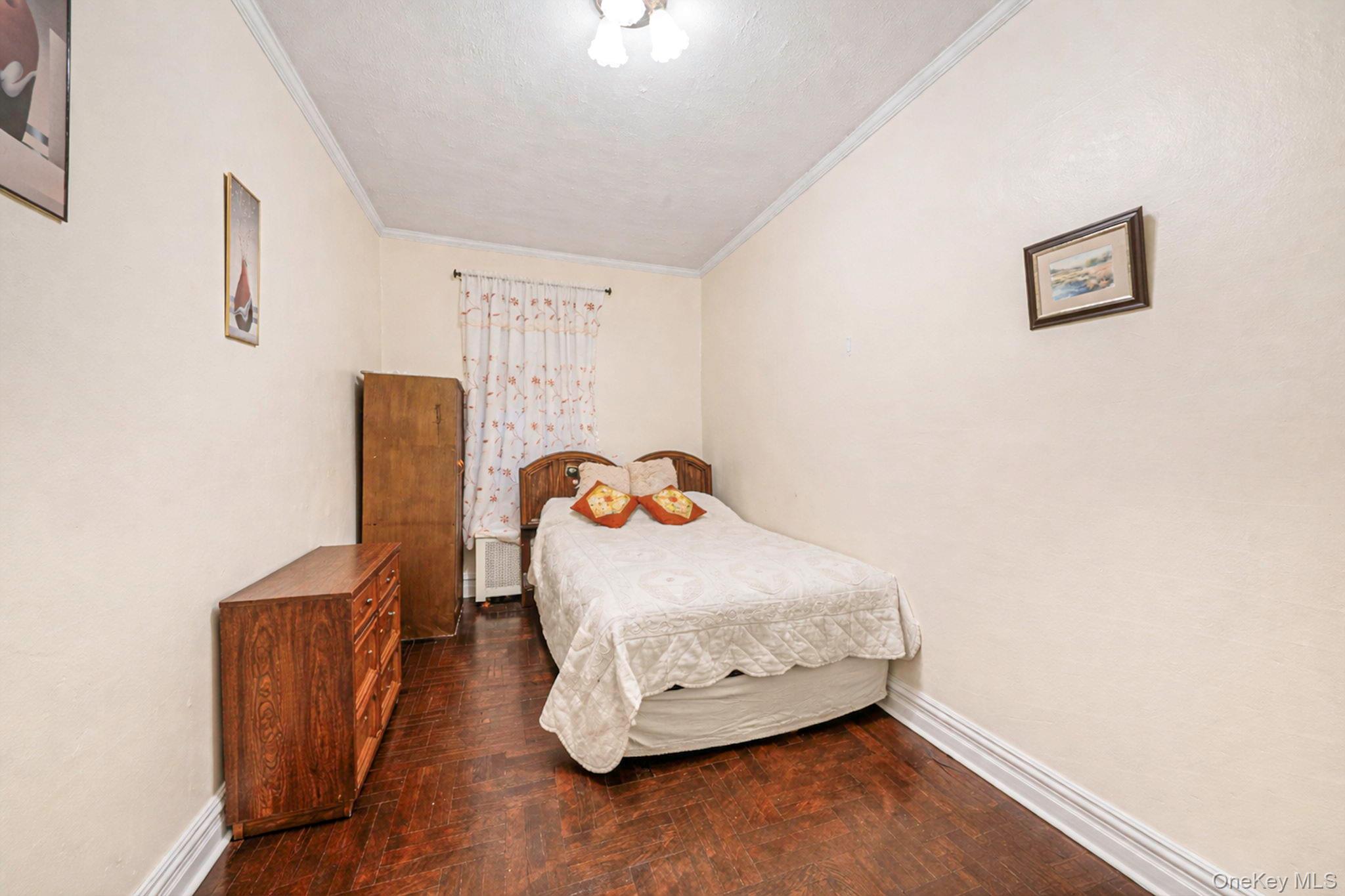 281 E 57th Street, Unit 1 photo 14