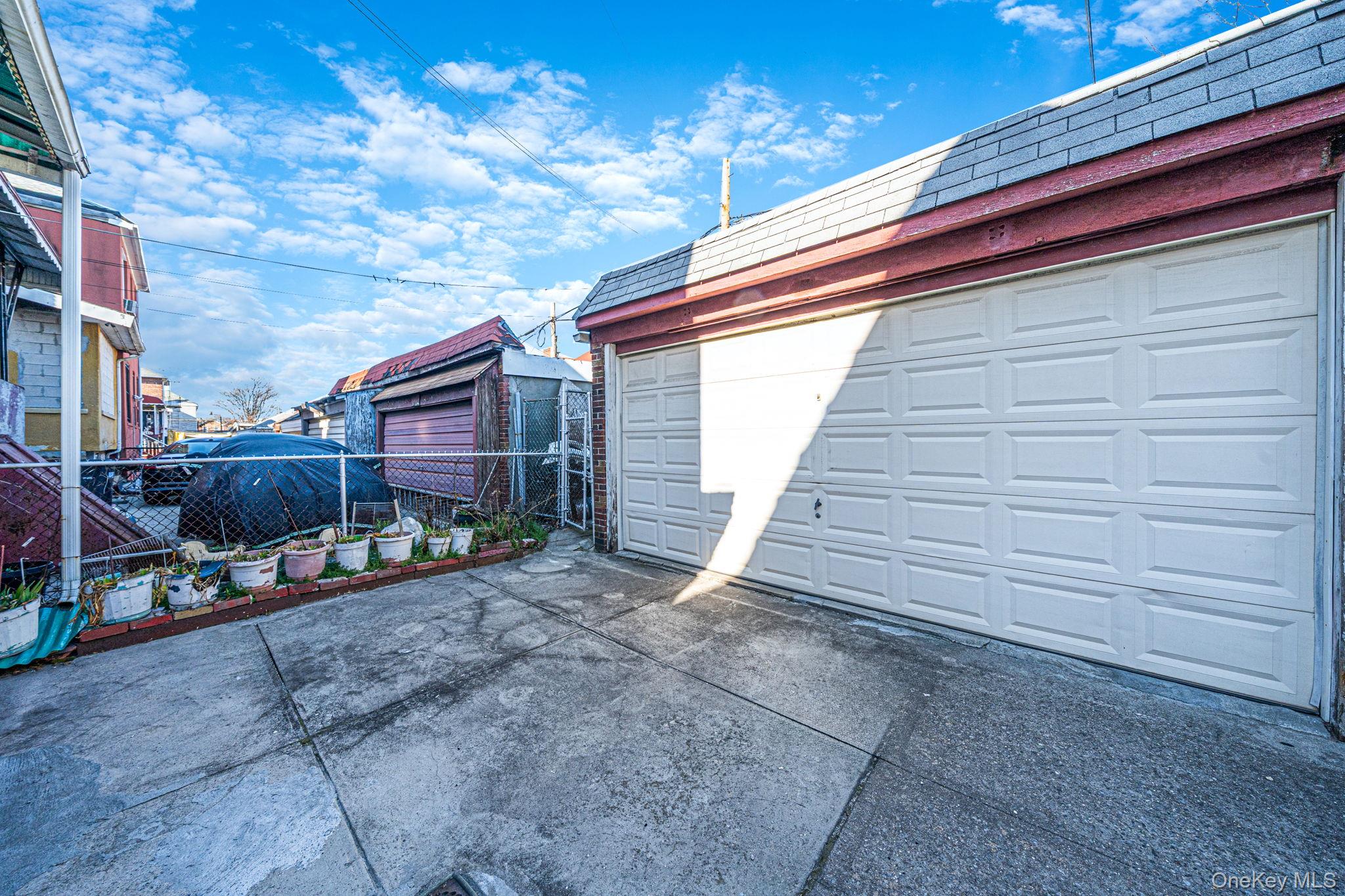 281 E 57th Street, Unit 1 photo 7
