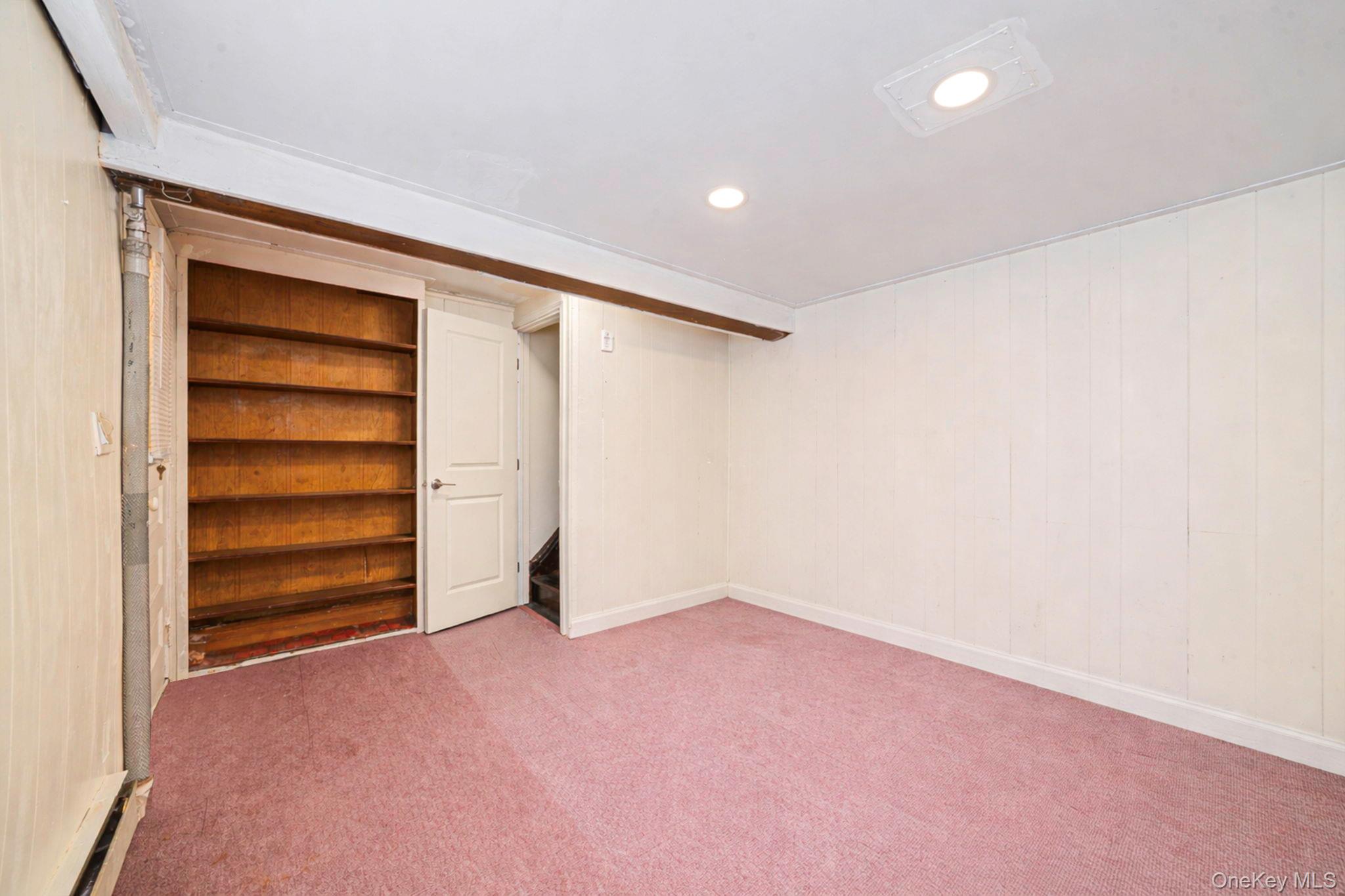 281 E 57th Street, Unit 1 photo 28