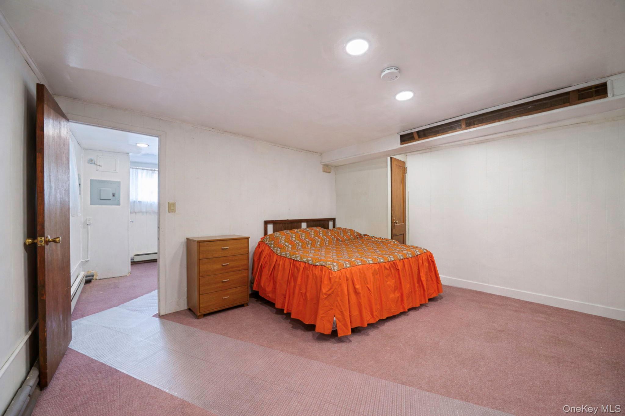 281 E 57th Street, Unit 1 photo 30