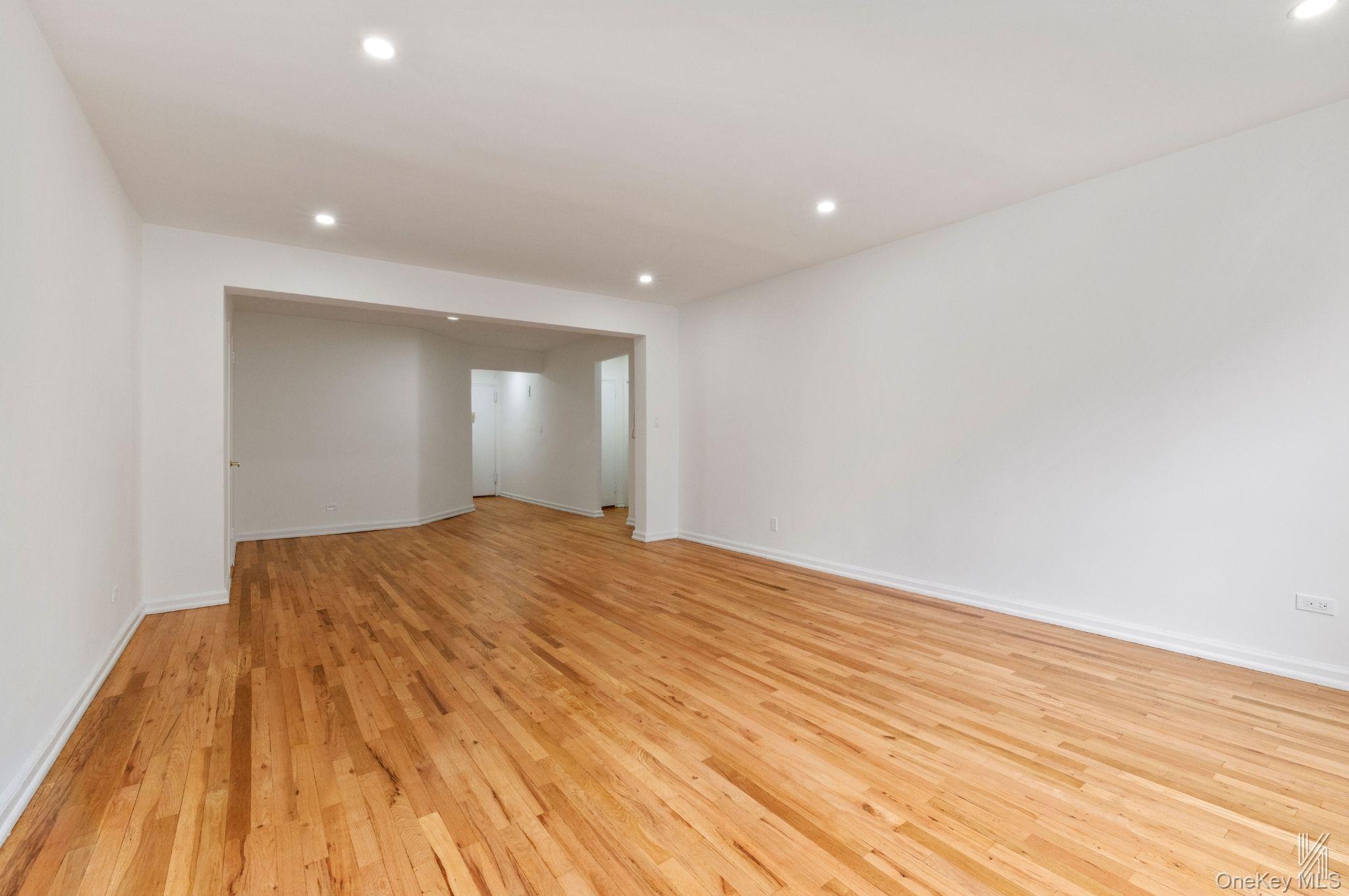 79-10 34th Avenue, Unit 4U photo 7